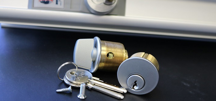 Commercial Lock Installation Orosi